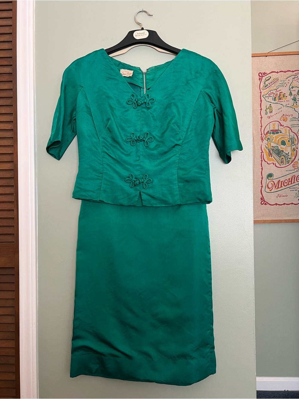 Vintage 1960s Emerald Satin Cocktail Dress and Short Sleeve Jacket Set